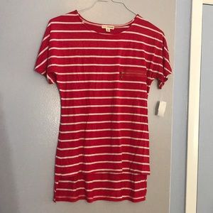 📌SOLD - New striped short sleeve top